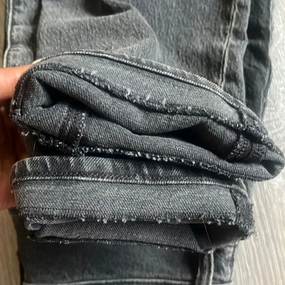 Madewell The Curvy Perfect Vintage Jean in Lunar Wash - Picture 12 of 12